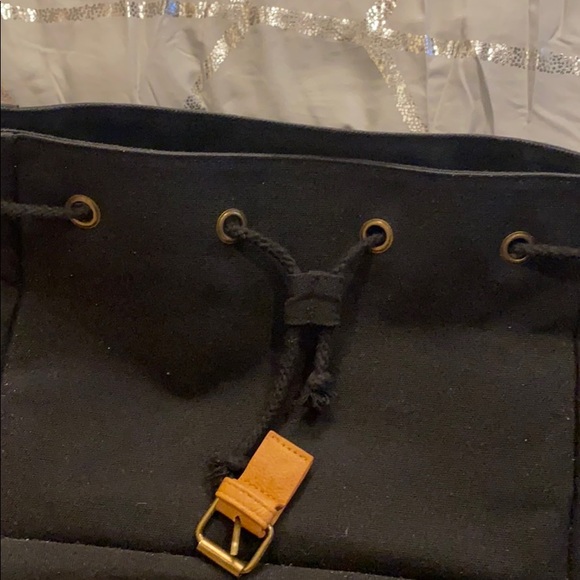 DSW Backpack - Picture 4 of 5